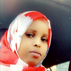 Meet your Posher, Anab